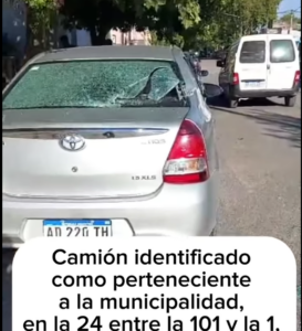 destrozos camion municipal