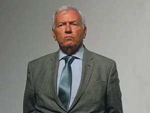 carlos mahiques
