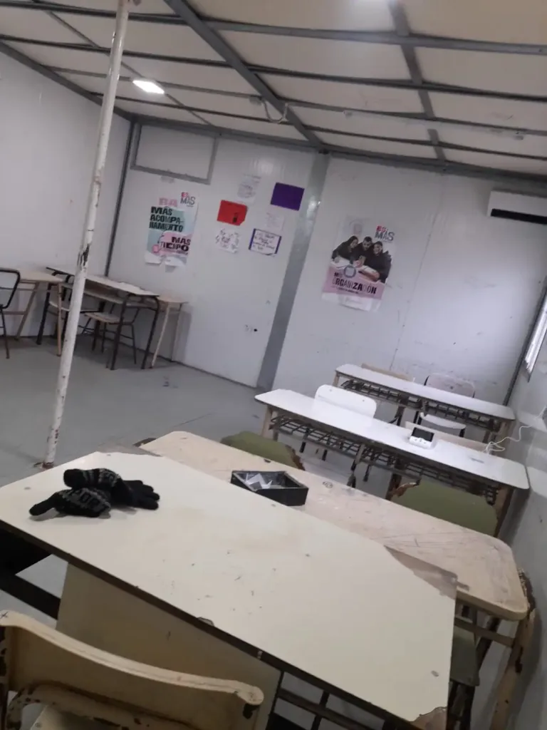 escuela 13 fondos robo